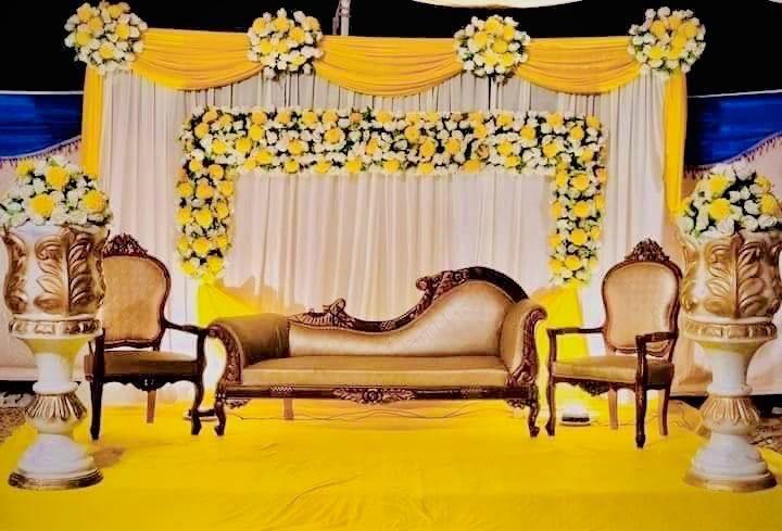 Hall Decor